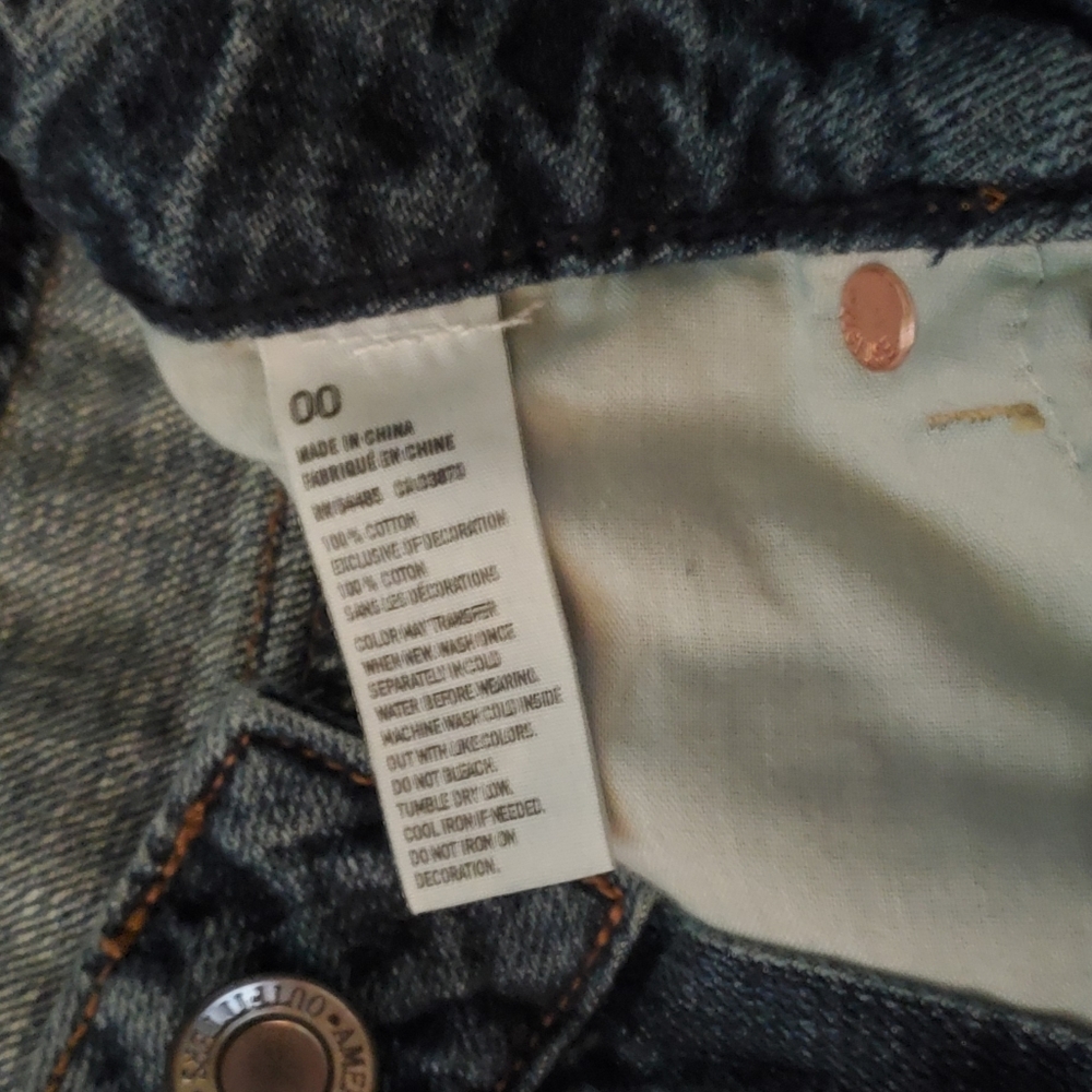 🎉HP American Eagle Patchwork Jean Shorts - Picture 5 of 9